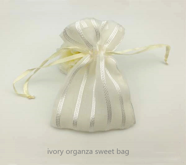 ivory organza sweet bag wedding favors