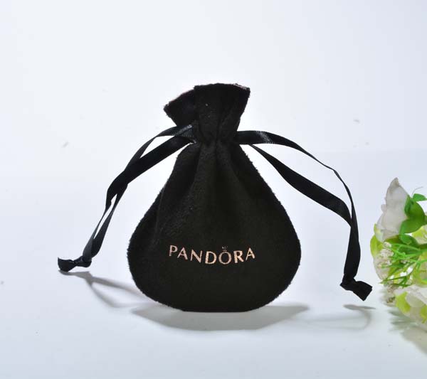 white pandora jewelry pouch 
