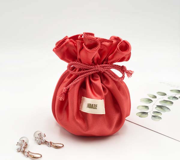 Silk Drawstring Jewelry Pouch with Satin Lining Round Botttom 