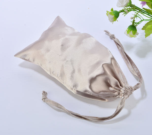 100% natural eco-friendly silk gift bag 