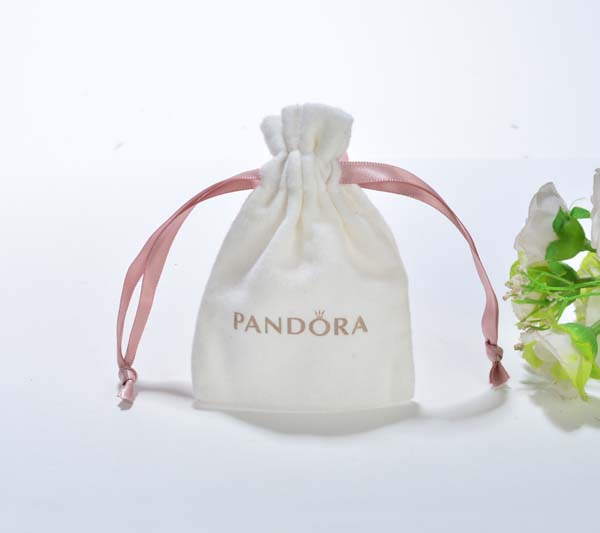 white pandora jewelry pouch 