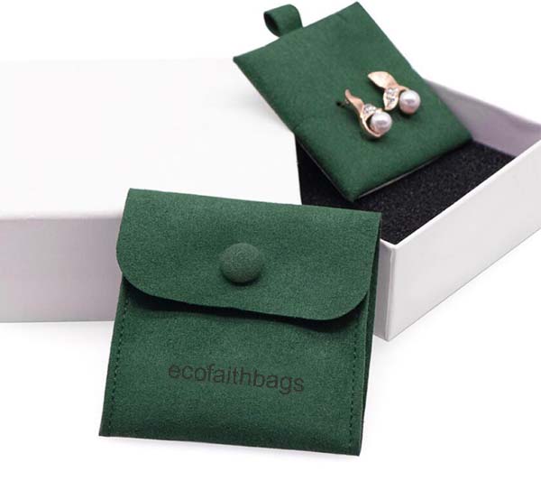 dark green jewelry pouch and jewelry holder