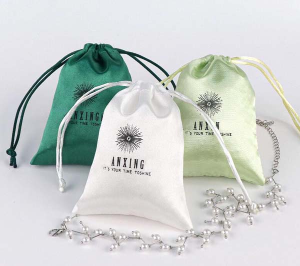 Silk Pouches Custom Logo