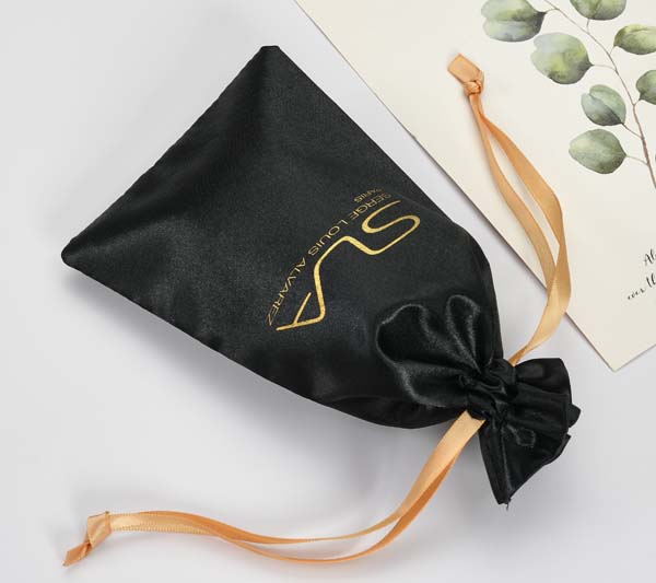 black fabric pouch for cosmetics 